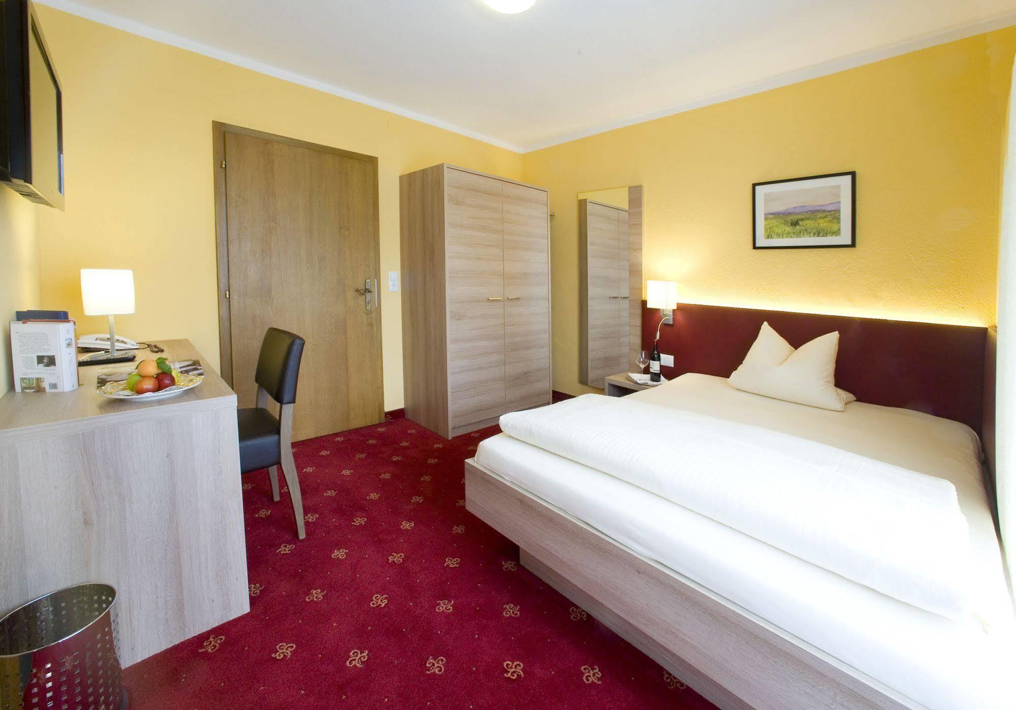Hotel Bruno Fuegen Luaran gambar